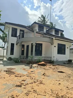 4bdrm House in Mikocheni for rent