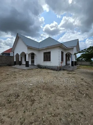 3bdrm House in Excela Joshua, Goba for sale