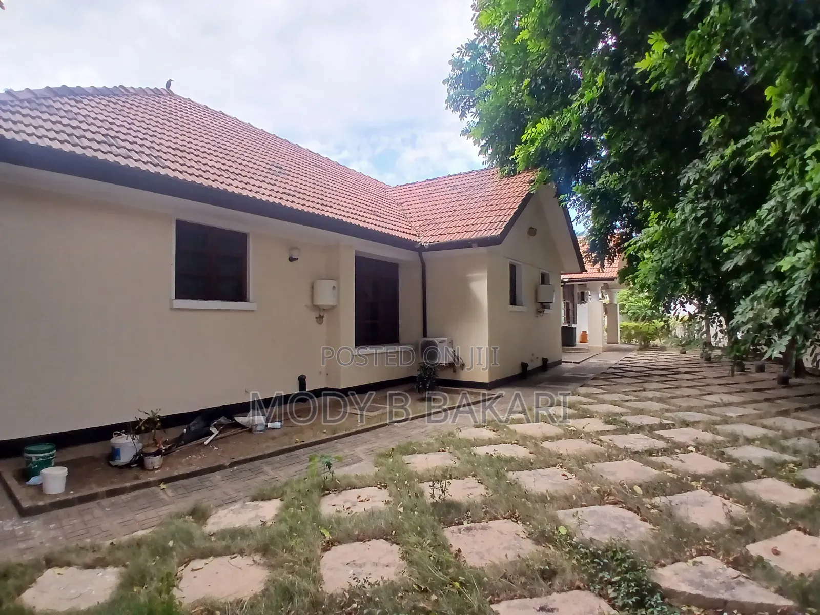 3bdrm House in Masaki for rent