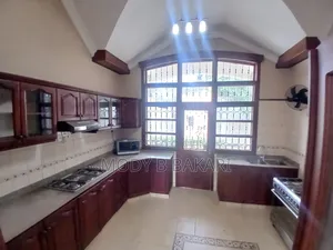 3bdrm House in Masaki for rent