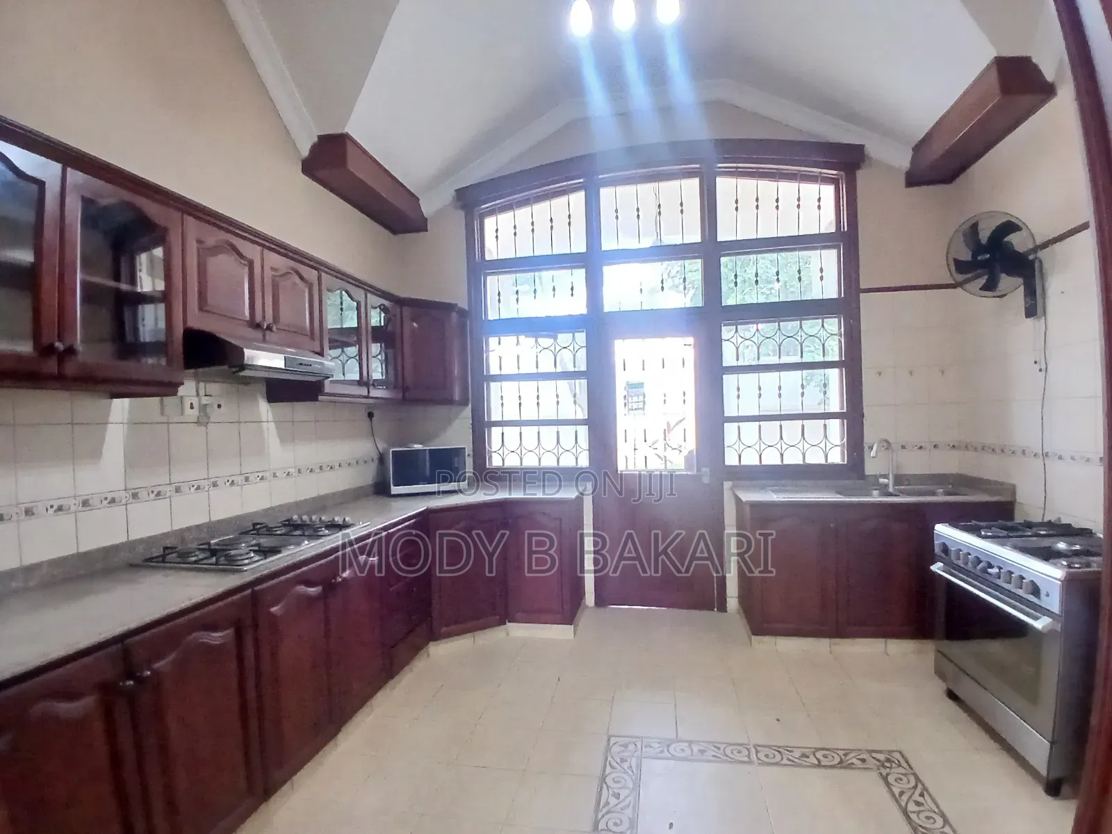 3bdrm House in Masaki for rent