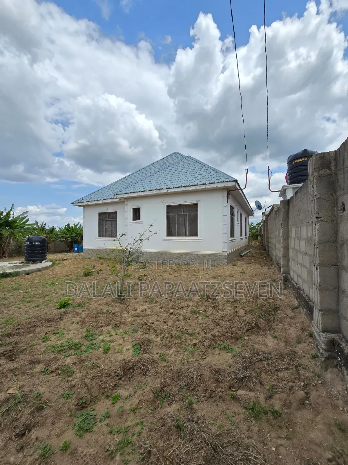 3bdrm House in Dalalipapaatzseven, Kinondoni for sale