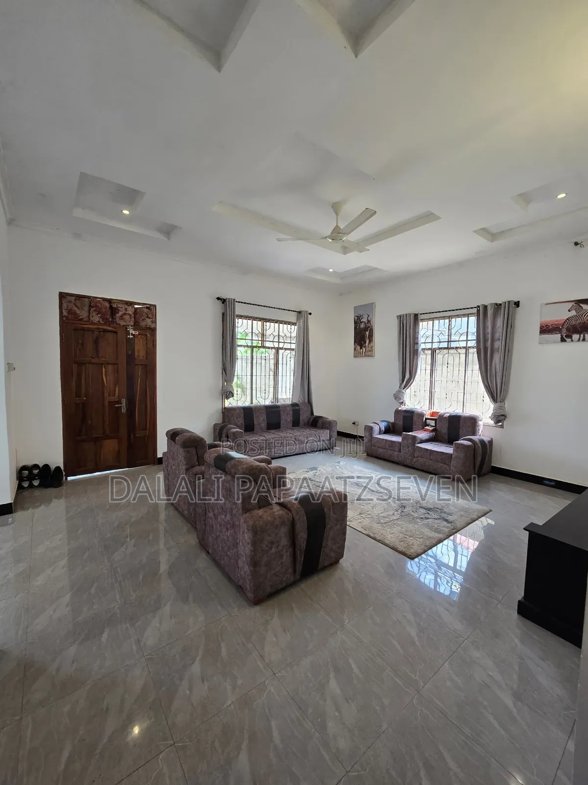 3bdrm House in Dalalipapaatzseven, Kinondoni for sale