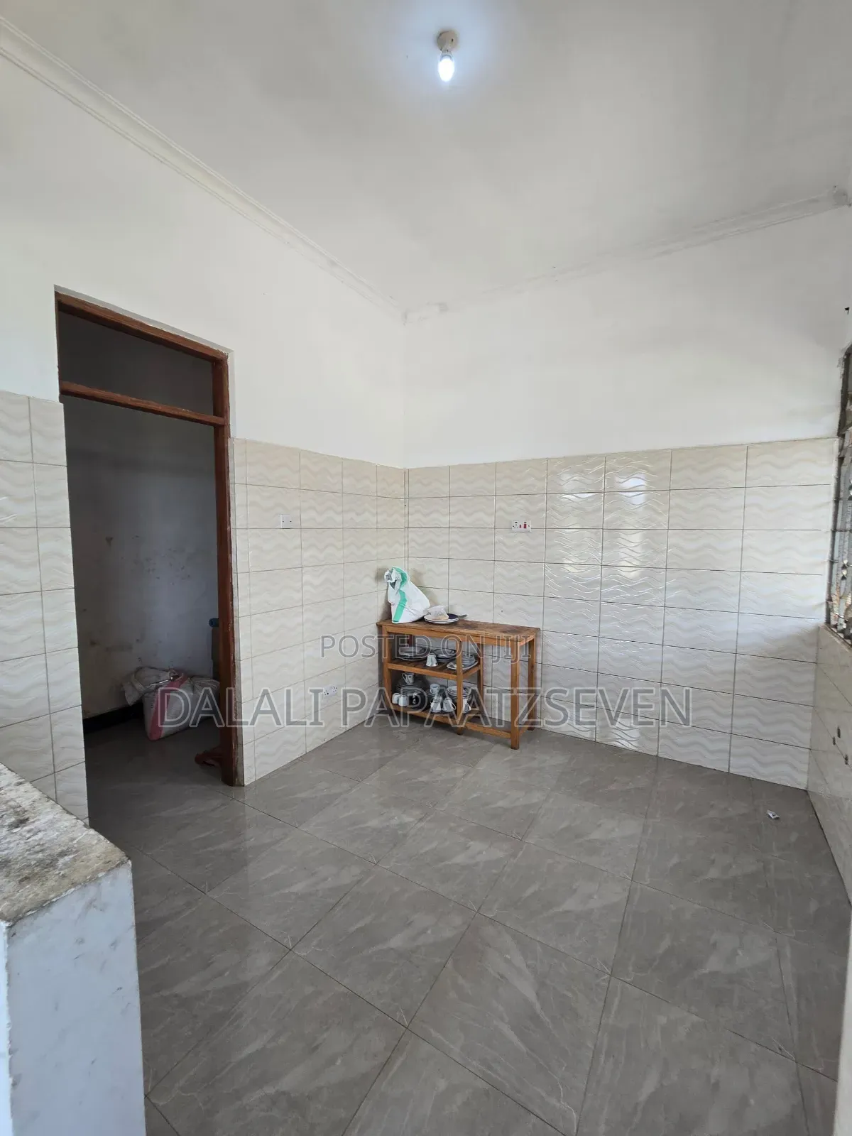 3bdrm House in Dalalipapaatzseven, Kinondoni for sale