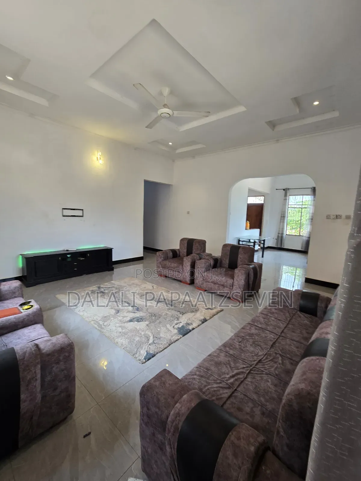 3bdrm House in Dalalipapaatzseven, Kinondoni for sale