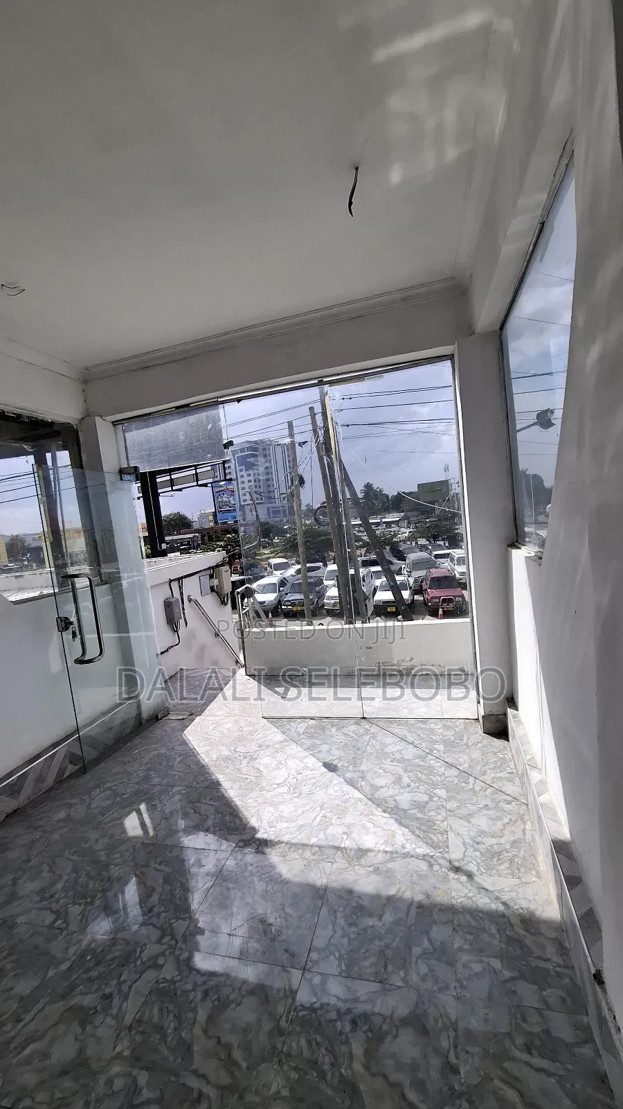 Office Space Tu Opp Mliman Cty Area