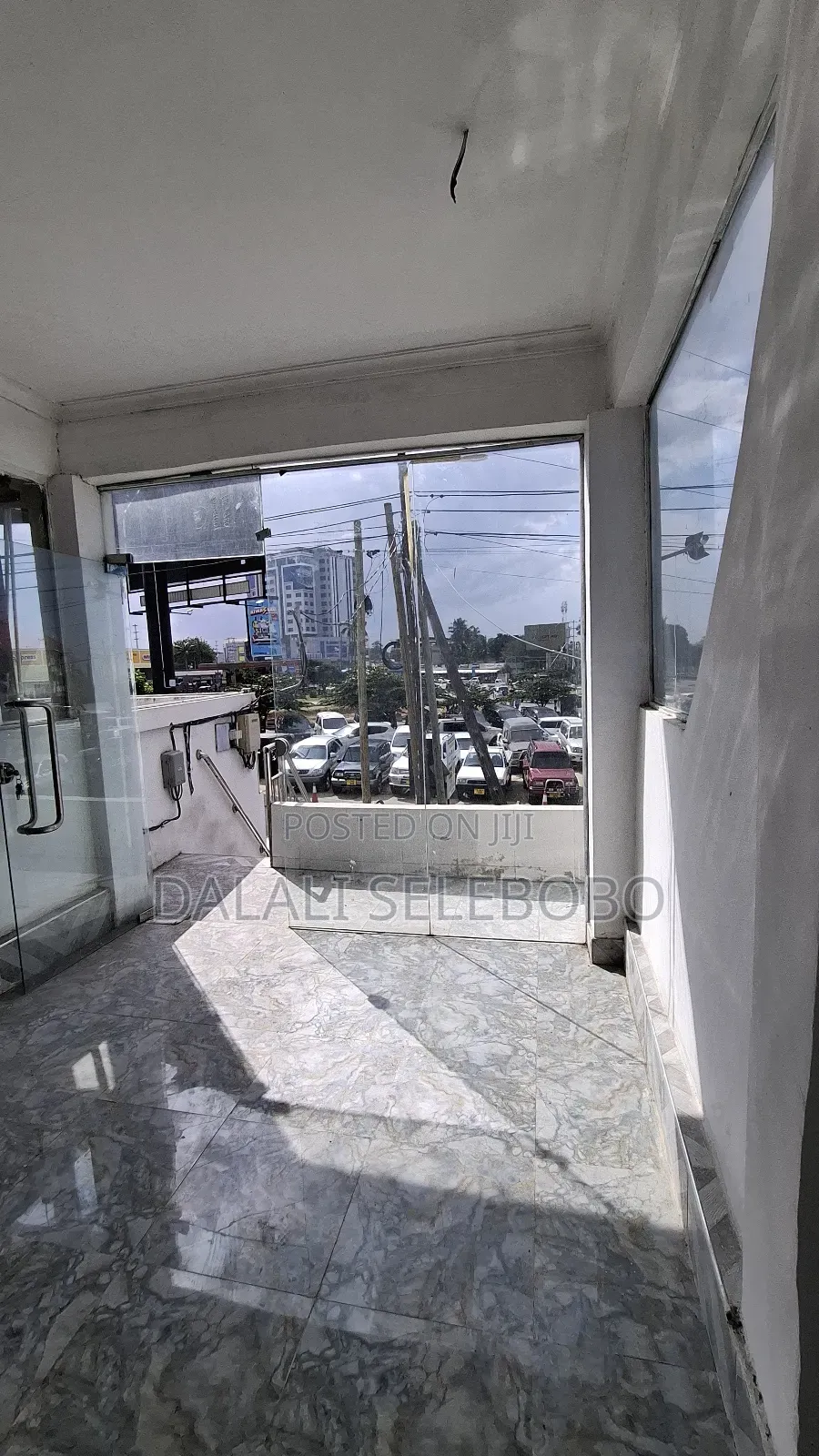 Office Space Tu Opp Mliman Cty Area