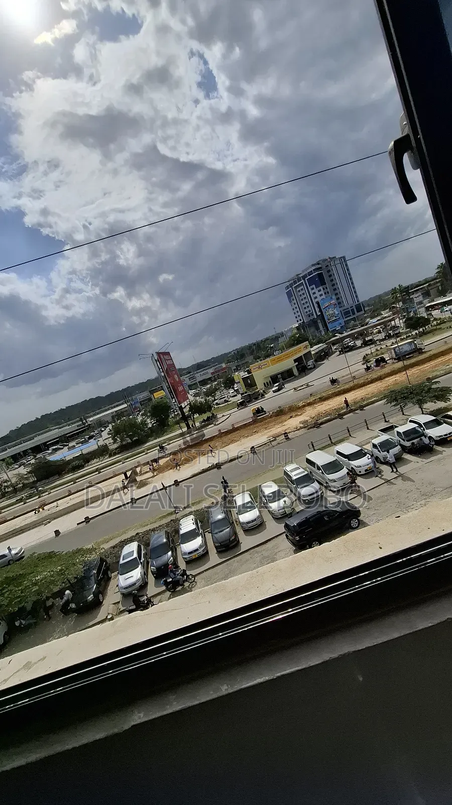 Office Space Tu Opp Mliman Cty Area