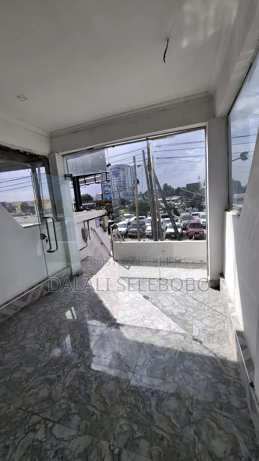 Office Space Tu Opp Mliman Cty Area