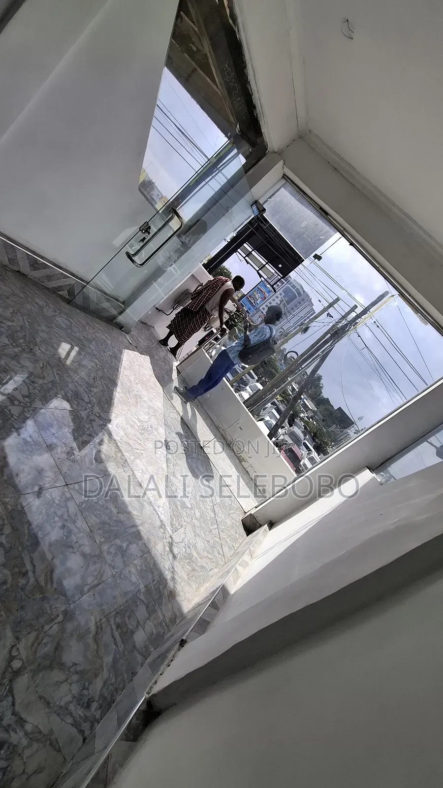 Office Space Tu Opp Mliman Cty Area