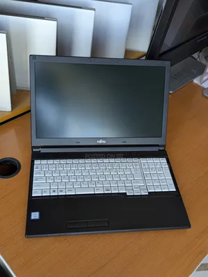 Laptop Fujitsu Lifebook A557 8GB Intel Core I5 SSD 256GB