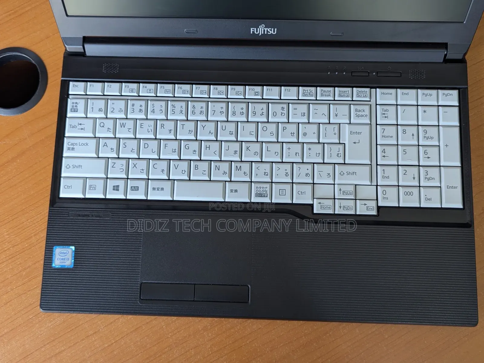 Laptop Fujitsu Lifebook A557 8GB Intel Core I3 SSD 256GB