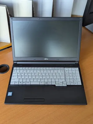 Laptop Fujitsu Lifebook A557 8GB Intel Core I3 SSD 256GB