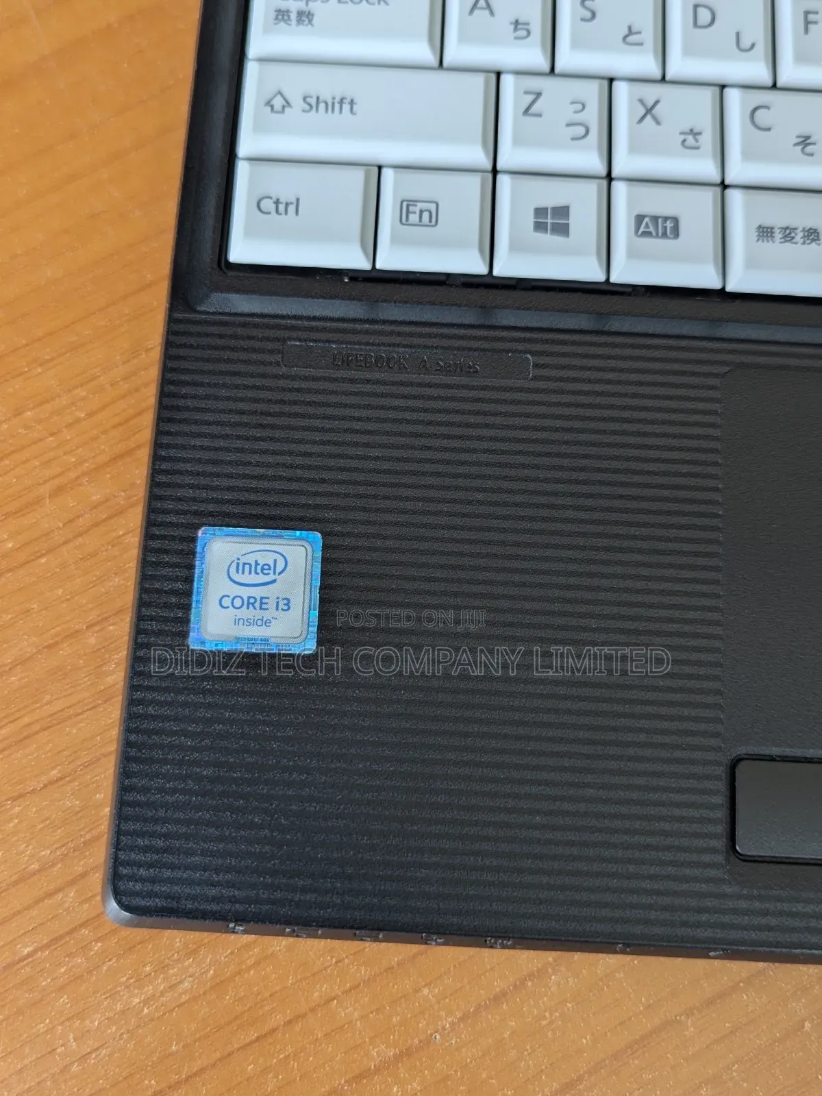 Laptop Fujitsu Lifebook A557 8GB Intel Core I3 SSD 256GB