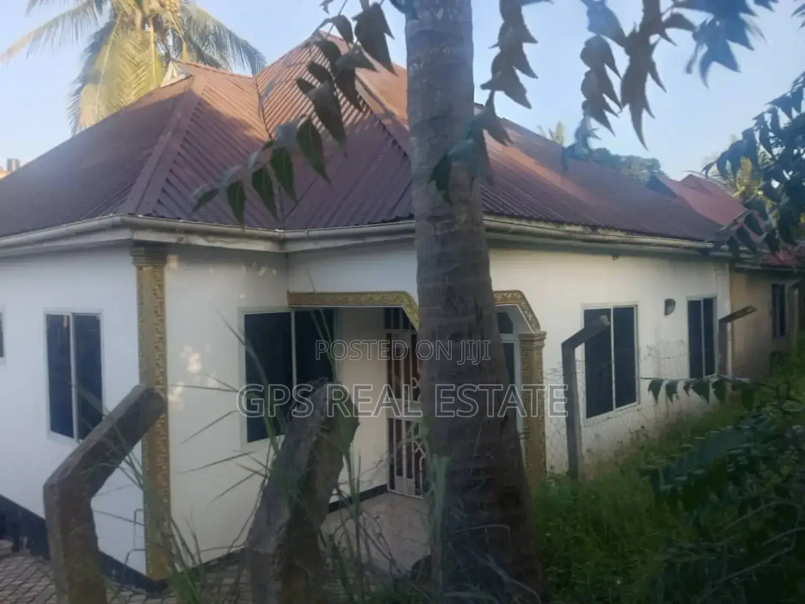 10bdrm House in Goba Mageti, Kinondoni for sale