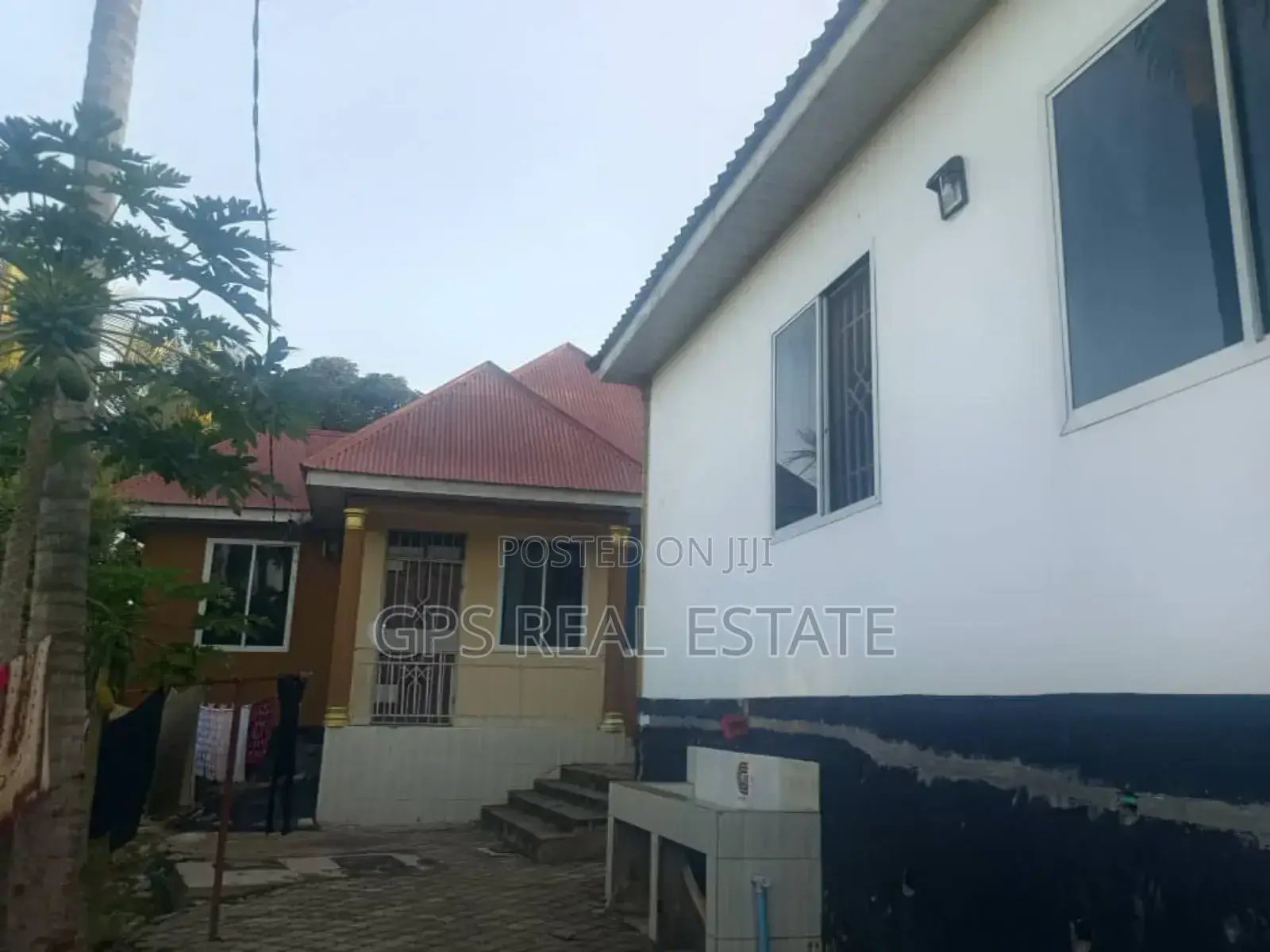 10bdrm House in Goba Mageti, Kinondoni for sale