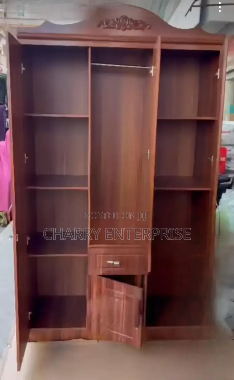 Zimerudi Tena Kabati Nzuri Za Nguo Wardrobe