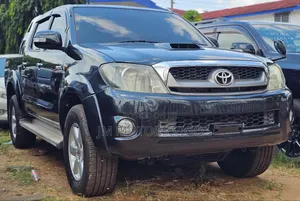 Toyota Hilux 2008 Black