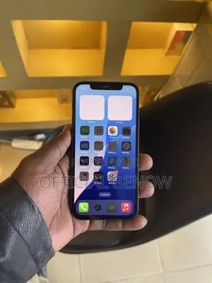 Apple iPhone 12 64 GB Black