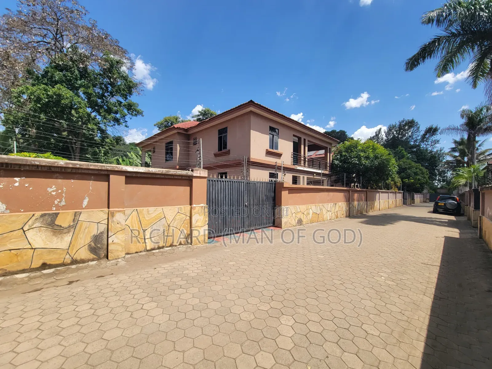 4bdrm Mansion in Arusha for rent