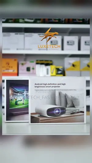 New Q7 Smart Android Projector for Home Theater or Business
