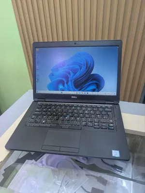 Laptop Dell Latitude 5490 16GB Intel Core I7 SSD 256GB