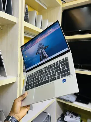 New Laptop HP EliteBook X360 1030 G8 16GB Intel Core I7 SSD 512GB