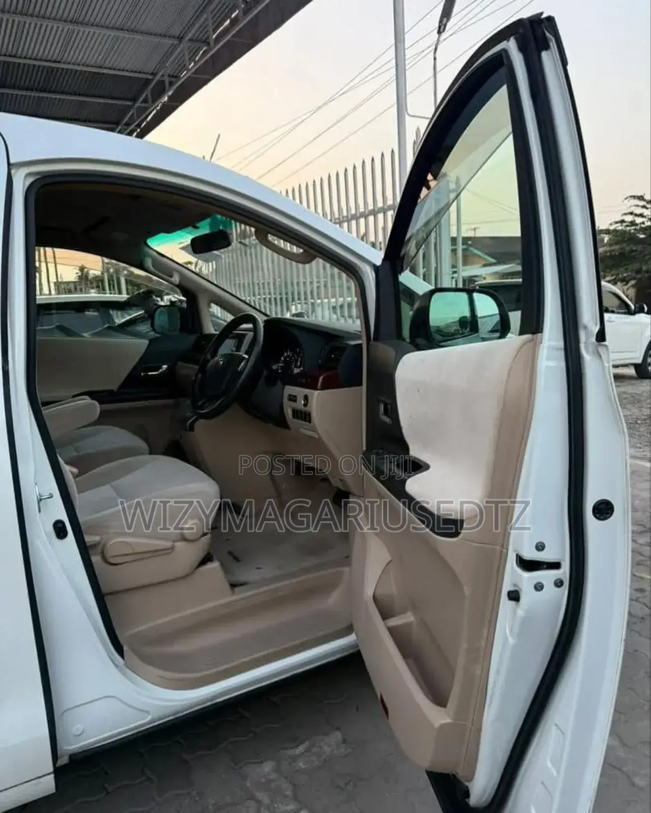 Toyota Vellfire 2010 Pearl