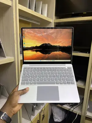 New Laptop Microsoft Surface Laptop Go 16GB Intel Core I5 SSD 256GB