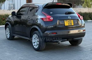 Nissan Juke 2012 Black