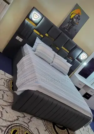 Kitanda Cha Sofa Chenye Taa Na Bonds