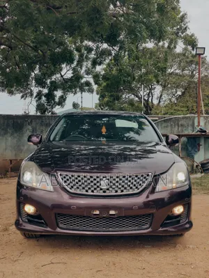 Toyota Crown 2010 Burgundy