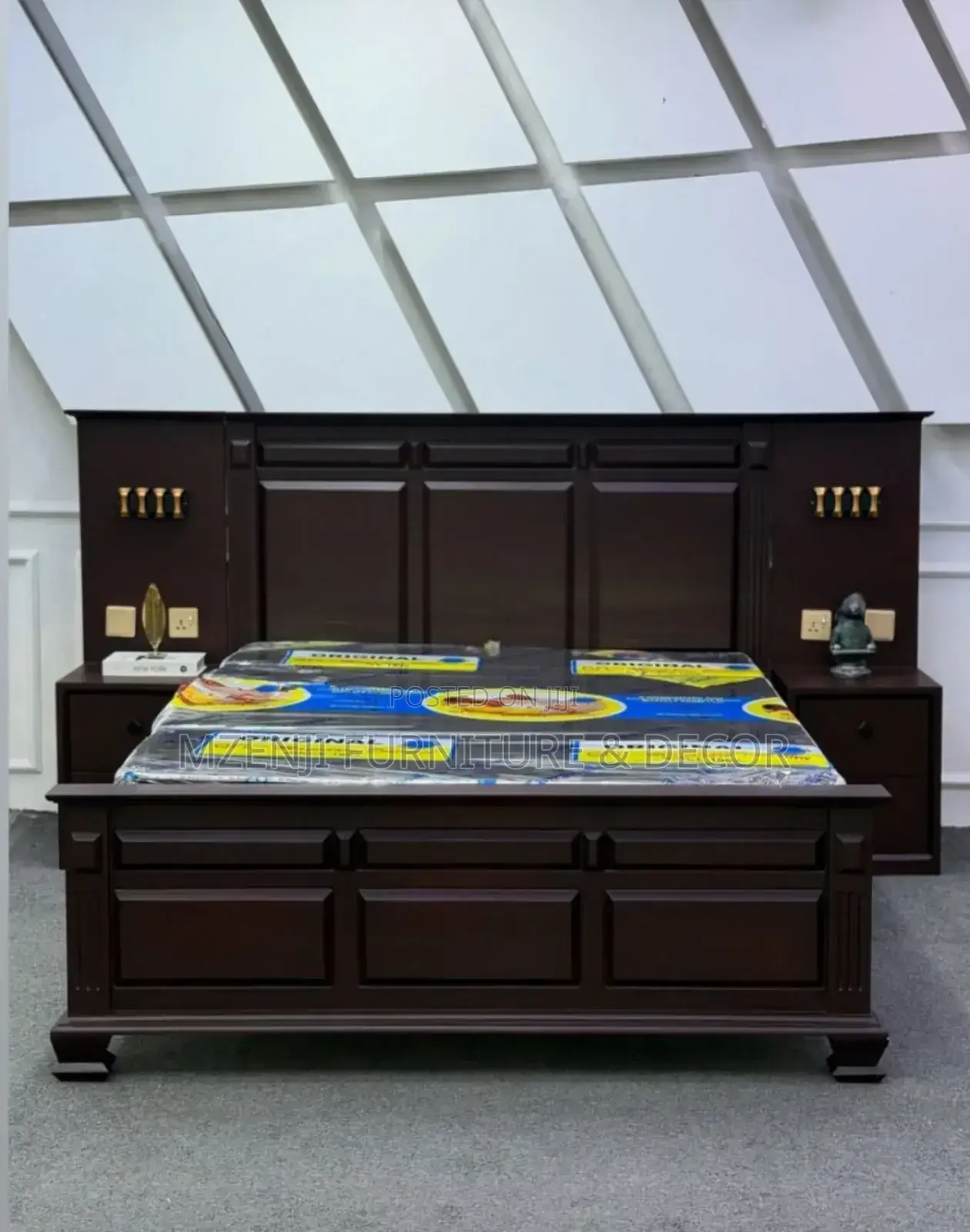 Luxury Quality Woodbed With Two Bedsides