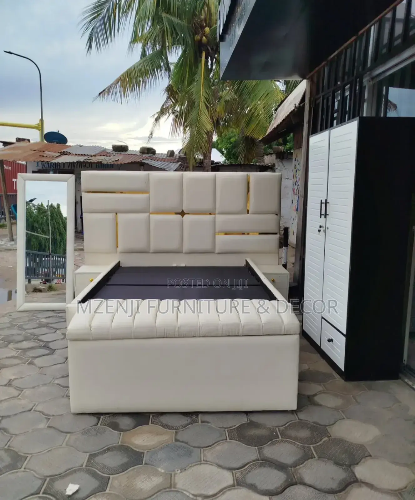 Kitanda Cha Sofa+Bench+Kioo
