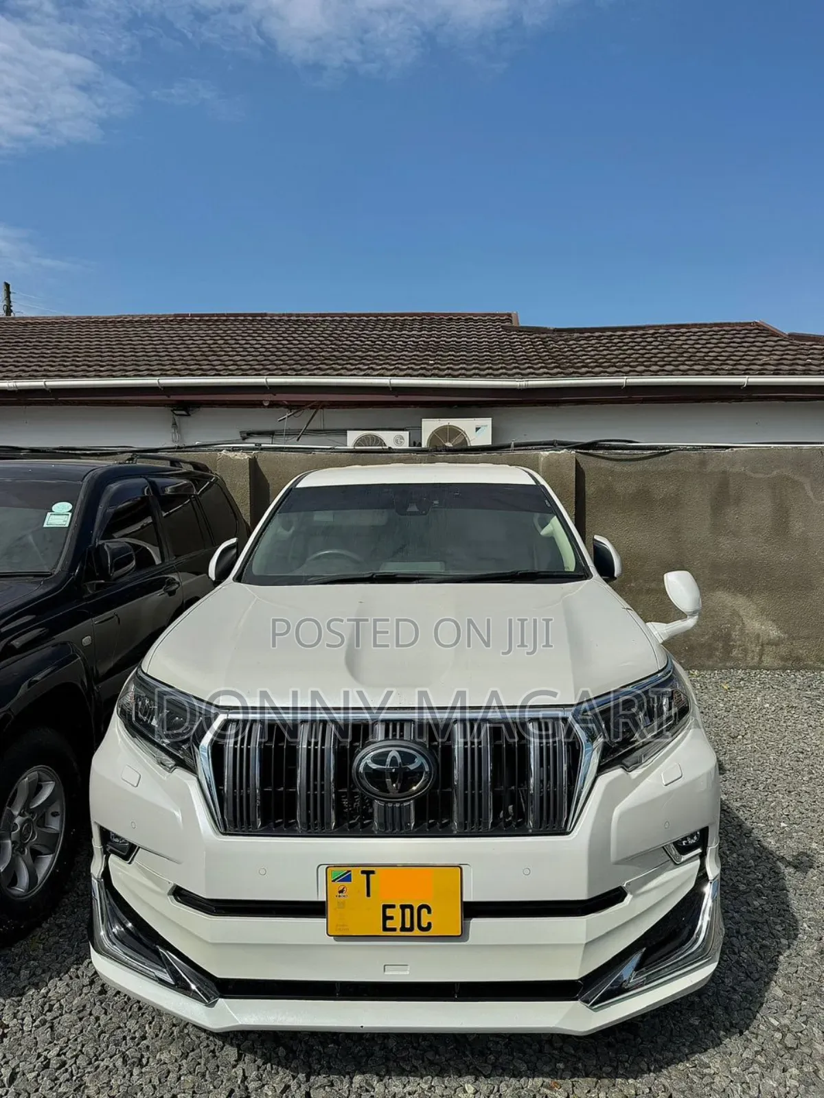 Toyota Land Cruiser Prado 2022 White