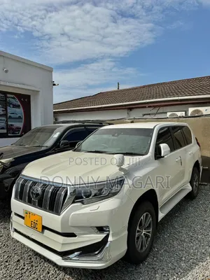 Toyota Land Cruiser Prado 2022 White