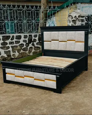Kitanda Cha Mbao Kigumu Cha Sofa