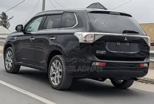 Mitsubishi Outlander 2.0 PHEV AWD 2014 Black