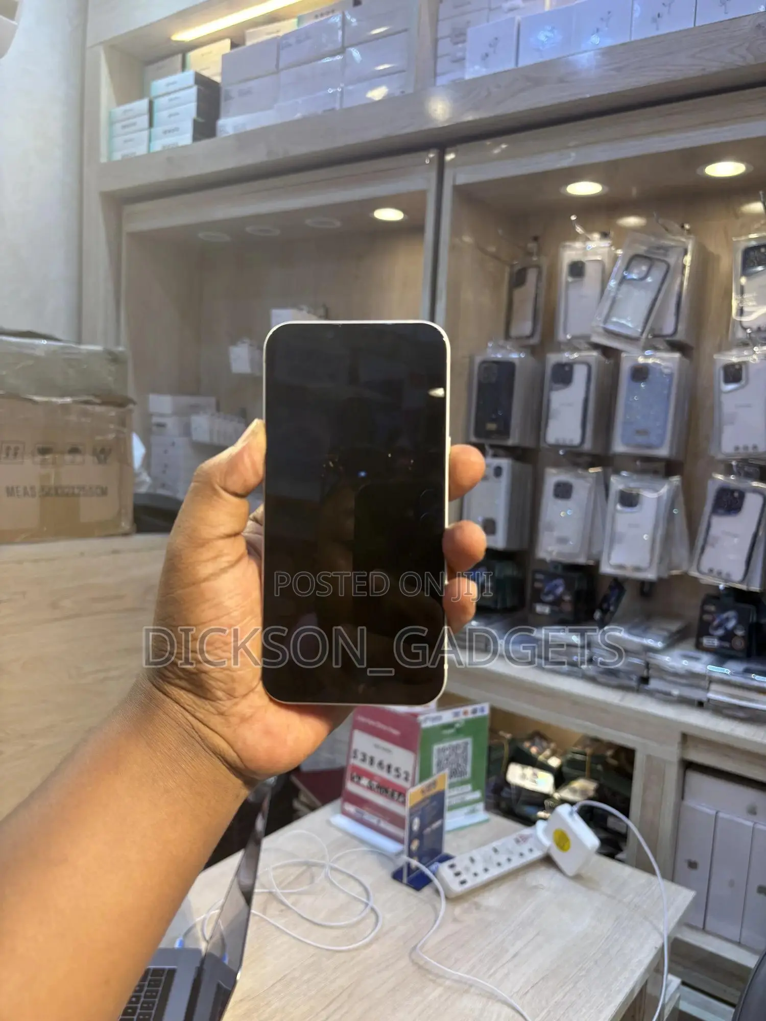 Apple iPhone 13 128 GB White