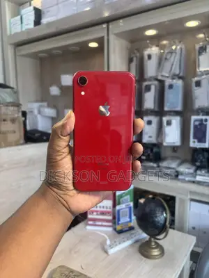 Apple XR 64 GB Red
