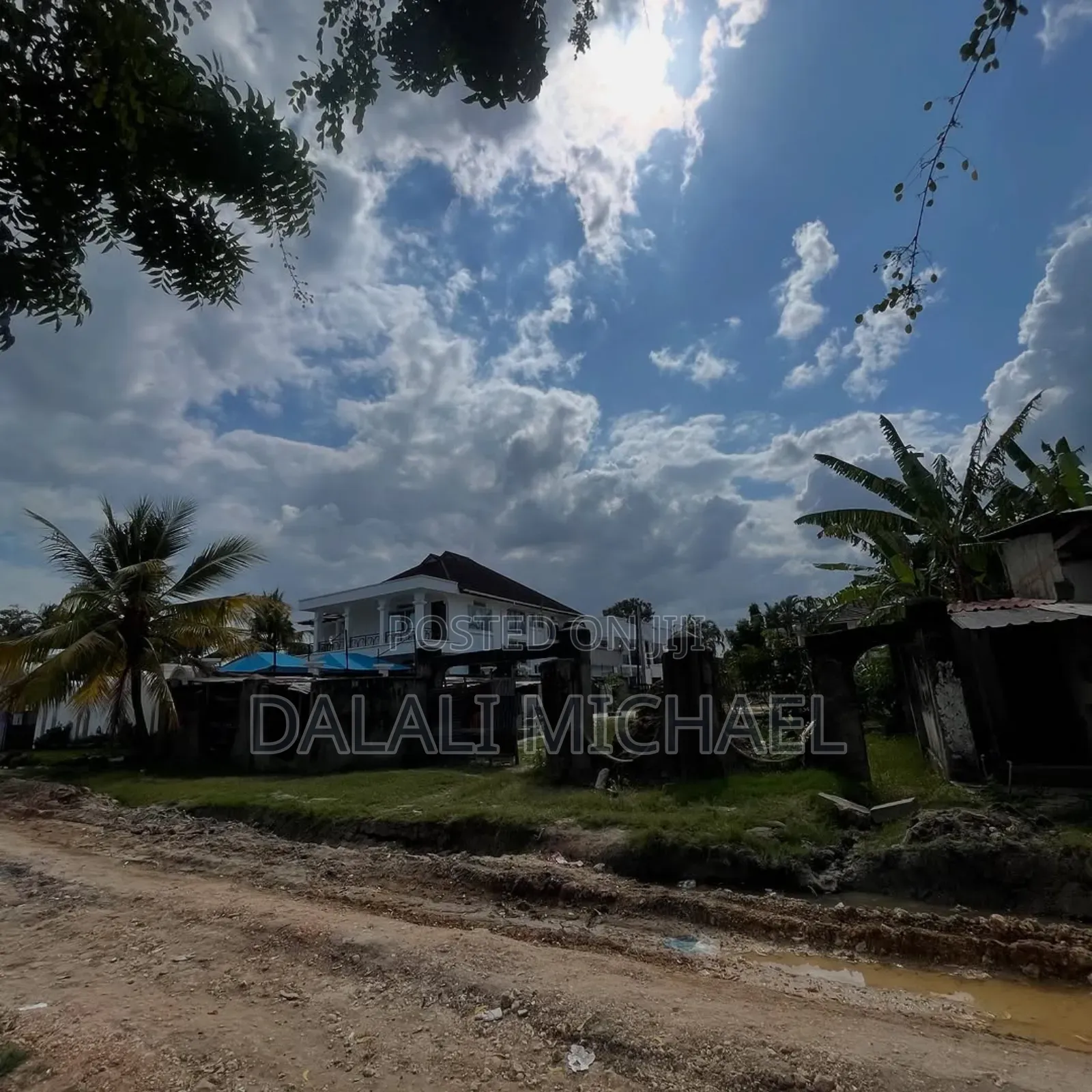 Plot for Sale 635 SQMS