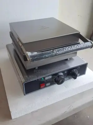 Commercial Pine Tree Waffle Maker