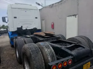 Scania P S