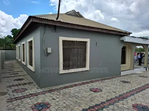 3bdrm House in Yusuph Mchakama, Kinyerezi for sale