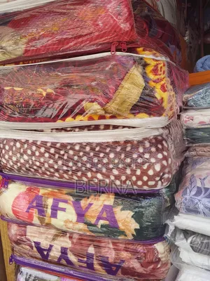 Blanketi Nzito Laini