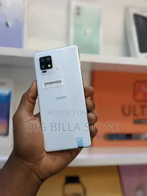 Sharp Aquos zero6 128 GB White