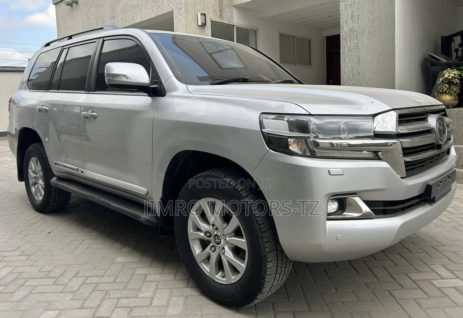 Toyota Land Cruiser 2018 Silver