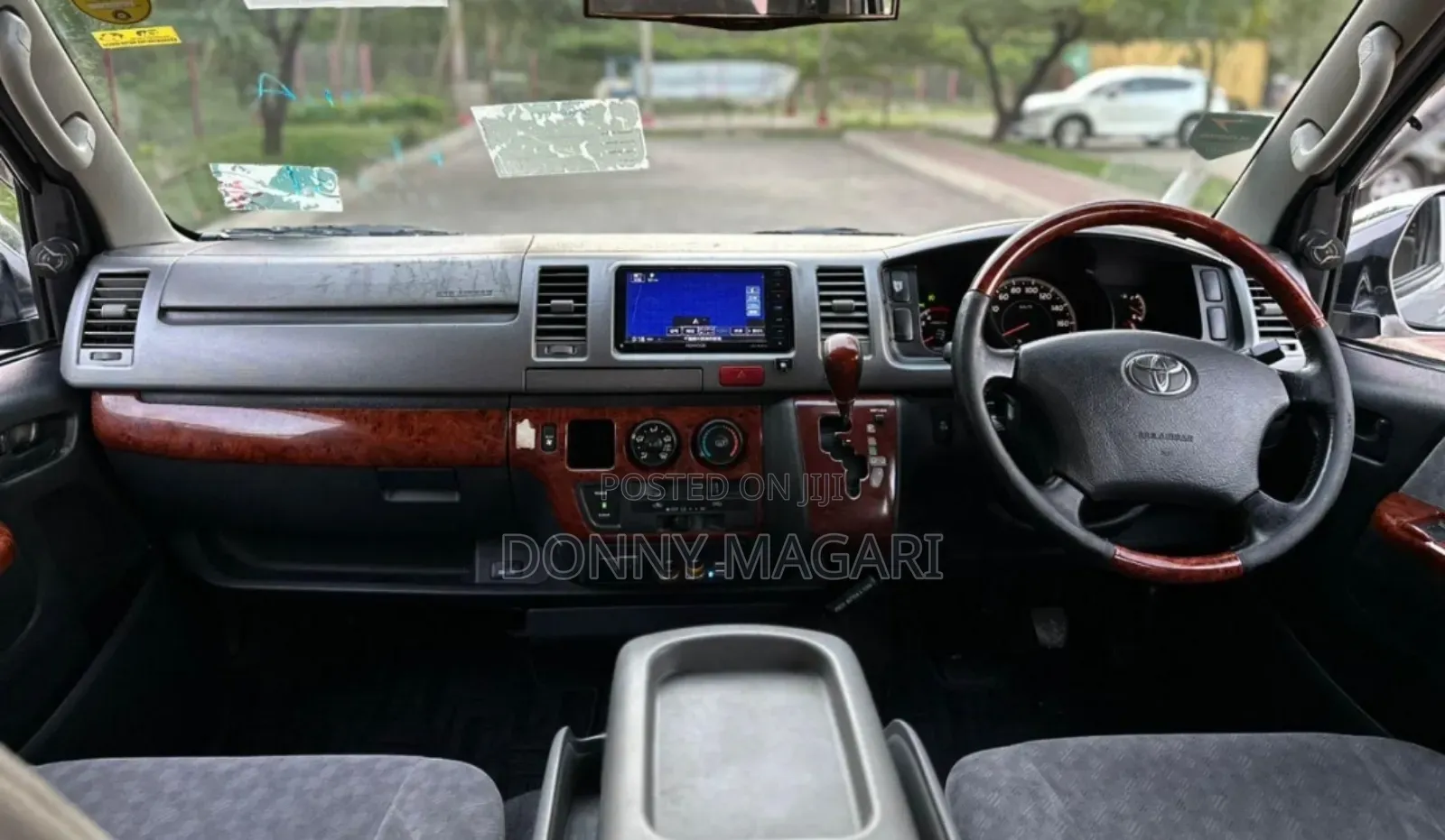 New Toyota Quantum 2005 Silver