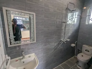 5bdrm Bungalow in Upanga West for sale