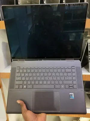 New Laptop HP Spectre X360 16GB Intel Core I7 SSD 512GB